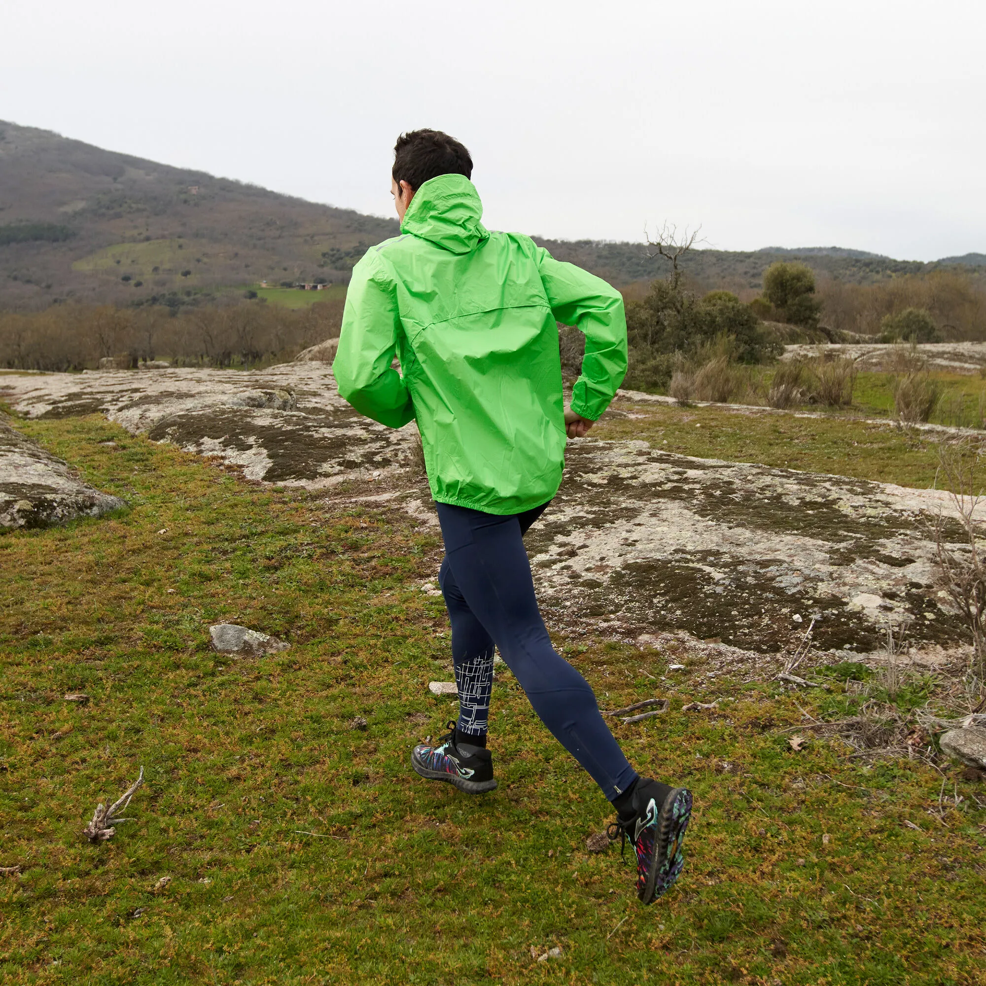 Chubasquero hombre R-Night Iconic verde flúor