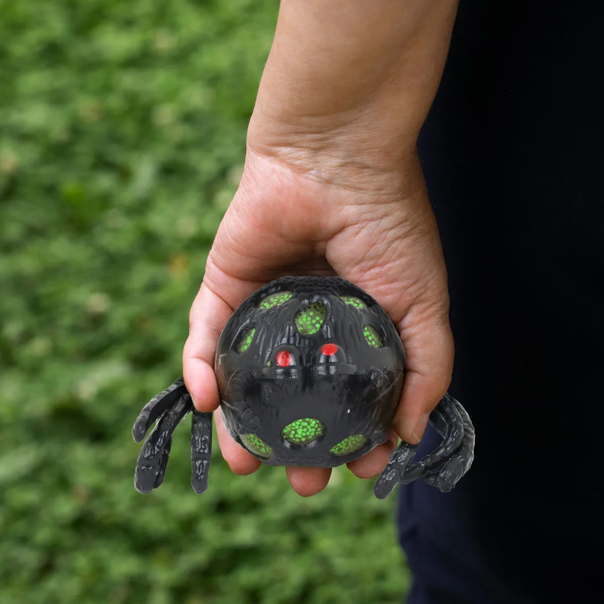 Pelota Antiestrés con Diseo de Araa color Verde